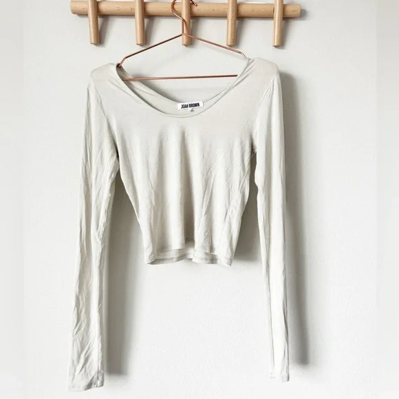 Joah Brown Ecru Long Sleeve Crop Tee M/L - Picture 2 of 9